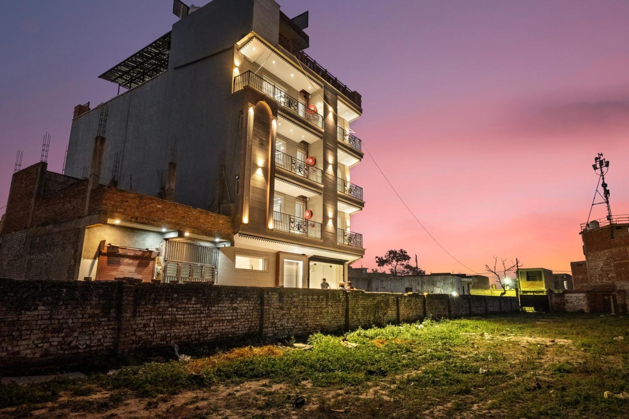 Hari Om Residency 800 Meters From Ram Mandir Ayodhya Hotel Exterior foto