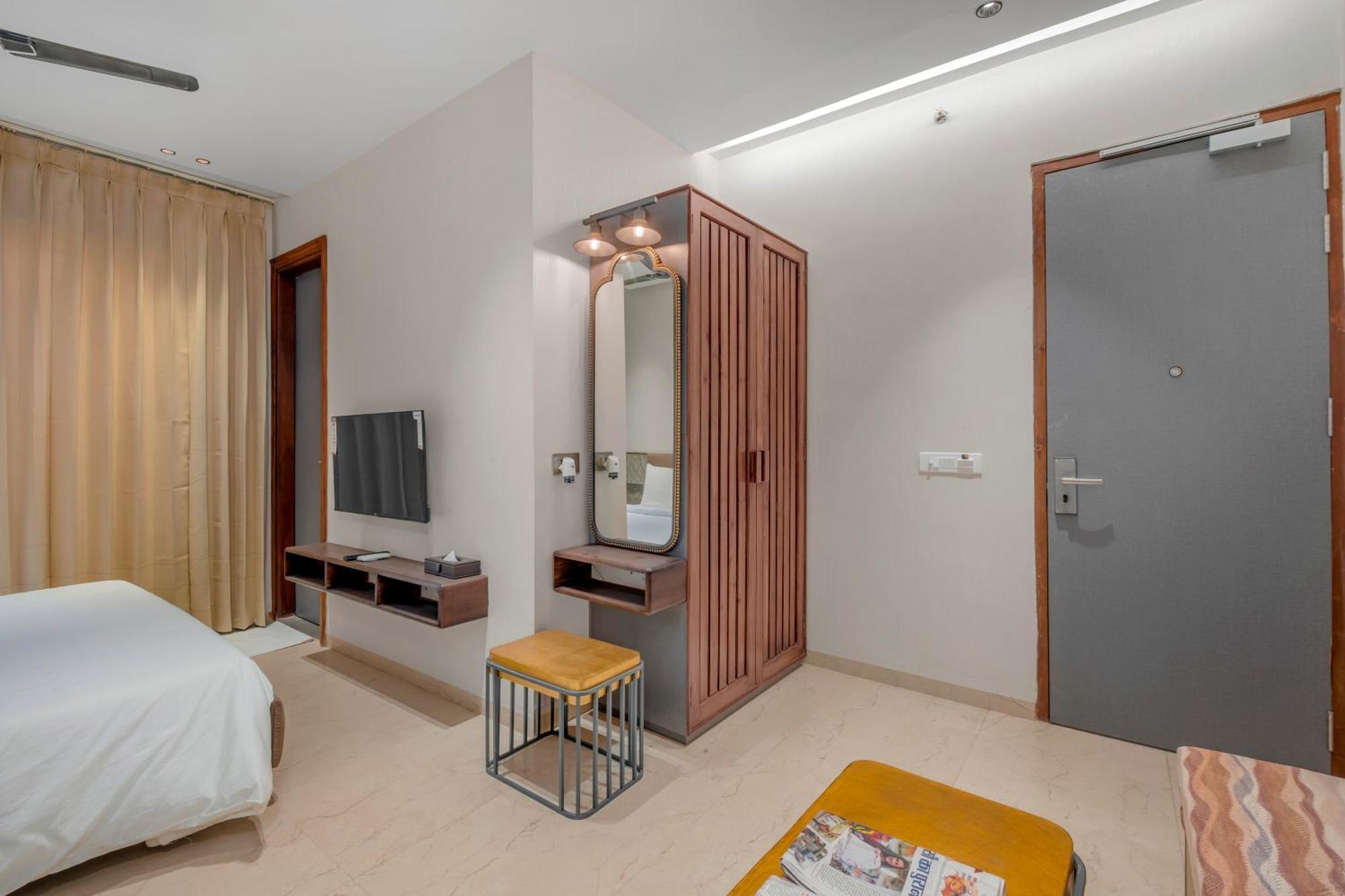 Hari Om Residency 800 Meters From Ram Mandir Ayodhya Hotel Exterior foto